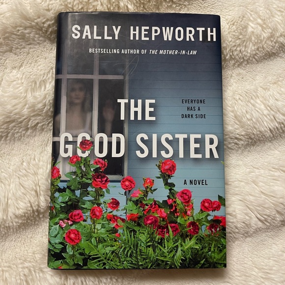 The Good Sister by Sally Hepworth Hardcovers - Picture 1 of 4